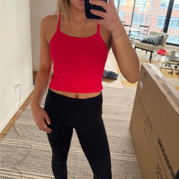 Aura Red Ribbed Tank Top - Picture 4 of 4